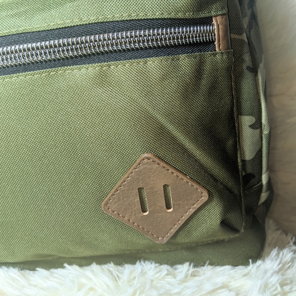 NWT Camo Backpack - Picture 10 of 10